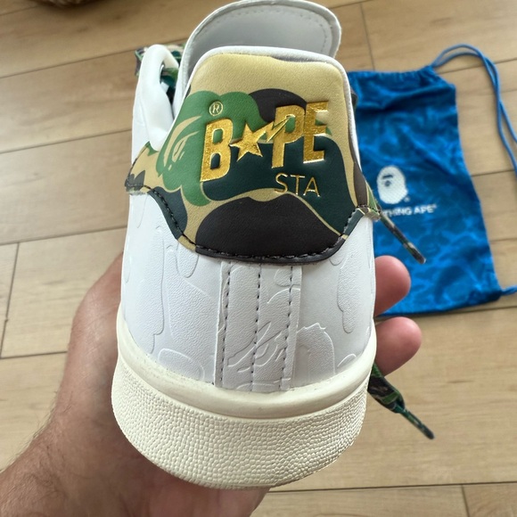 Adidas White Sneakers with Camouflage Accents - Picture 12 of 16